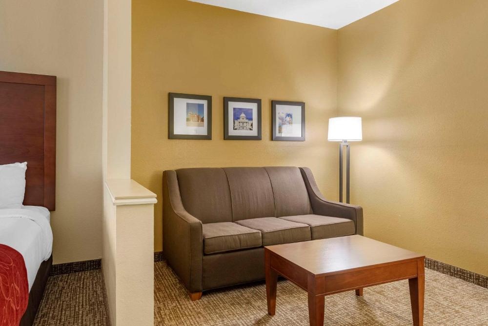 Comfort Suites Montgomery East Monticello Dr. Image 28